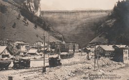 Zukünftige Staumauer des Stausee Weggithal 1922-Vorderthal