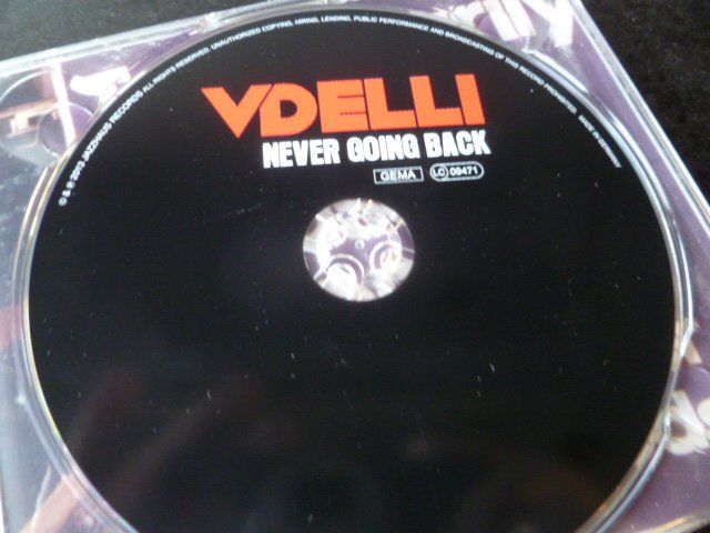 CD: VDELLI NEVER GOING BACK CD – Usato da Zofingen venduto da sosalinos01 1