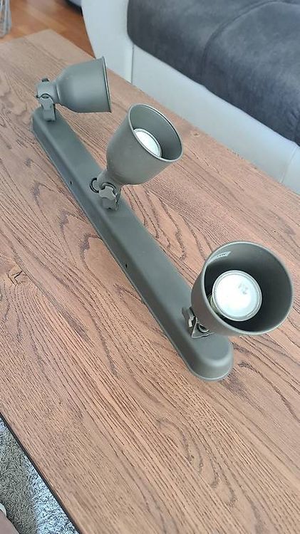 Lustres & lampes de plafonds: Lampe Deckenstrahler Grau – D'occasion à Hirschthal par CeryllRebecca 1