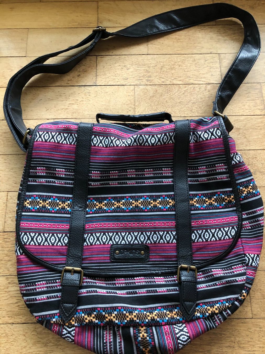 Dakine Borse: Schöne farbenfrohe Dakine-Tasche – Usato da Eich venduto da Jokove63