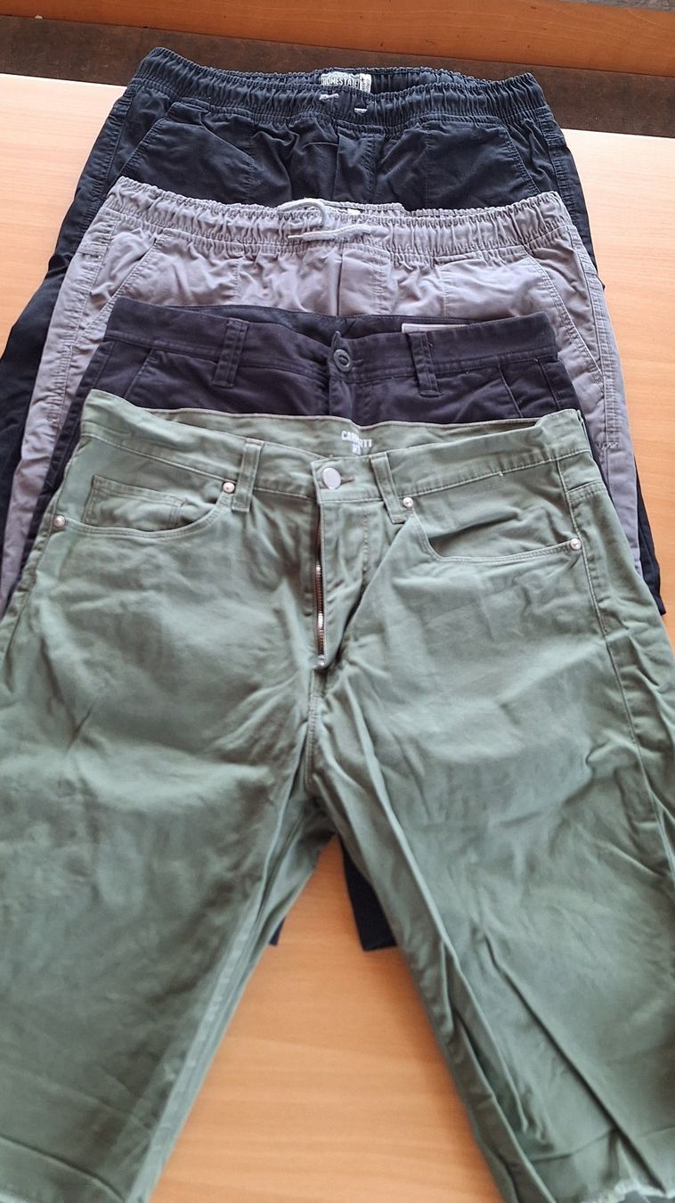 Kleiderpakete: Kurze Hosen "M" – Gebraucht aus Balzers von Loona7