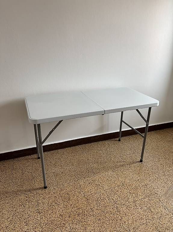 Tische: Table pliable – Gebraucht aus Servion von tat_rpx8