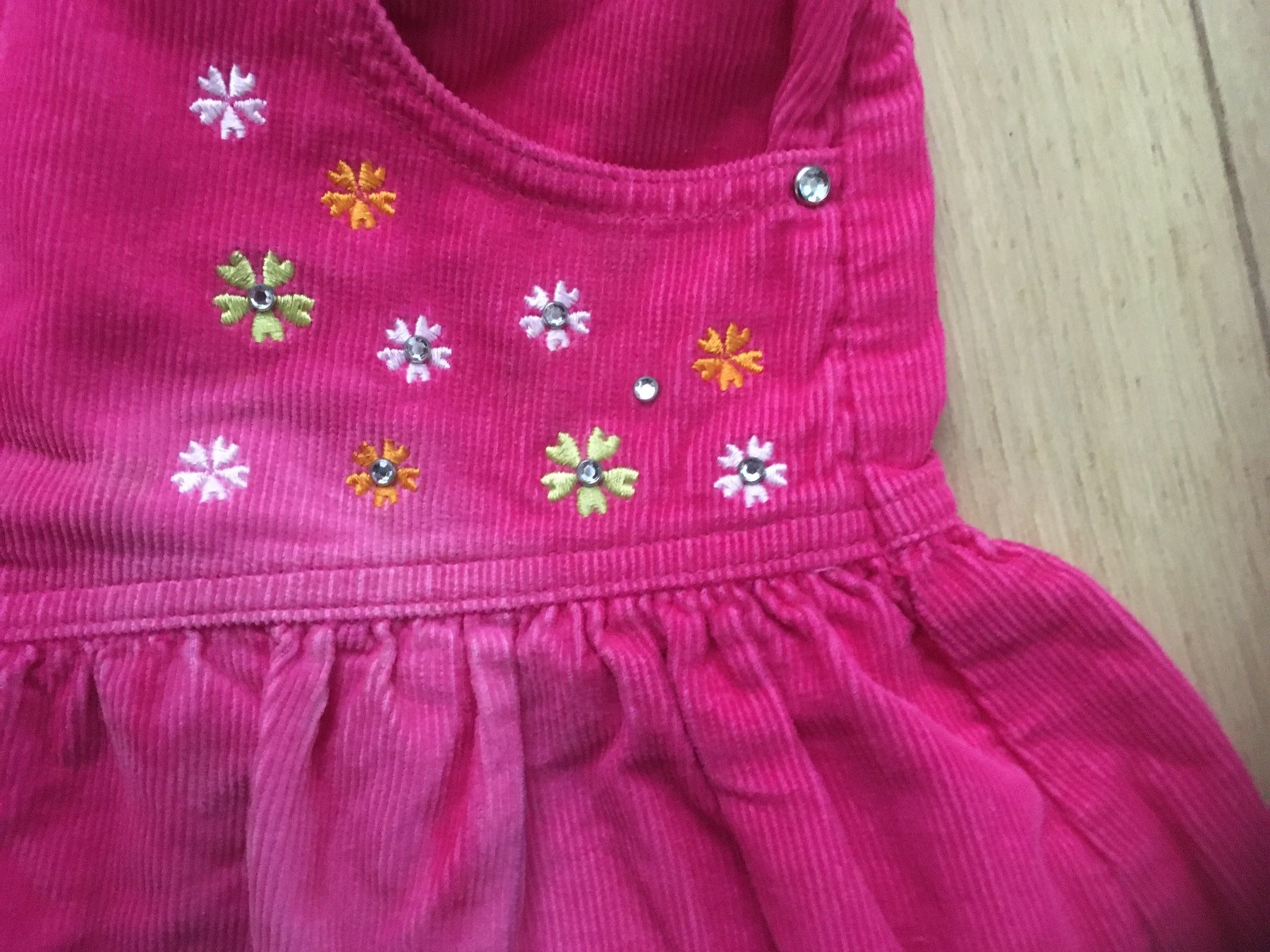 H&M Vestiti & Gonne: Toller Cordrock Gr. 134 H&M – Nuovo (secondo la descrizione) da Gächlingen venduto da Tara_devi 3