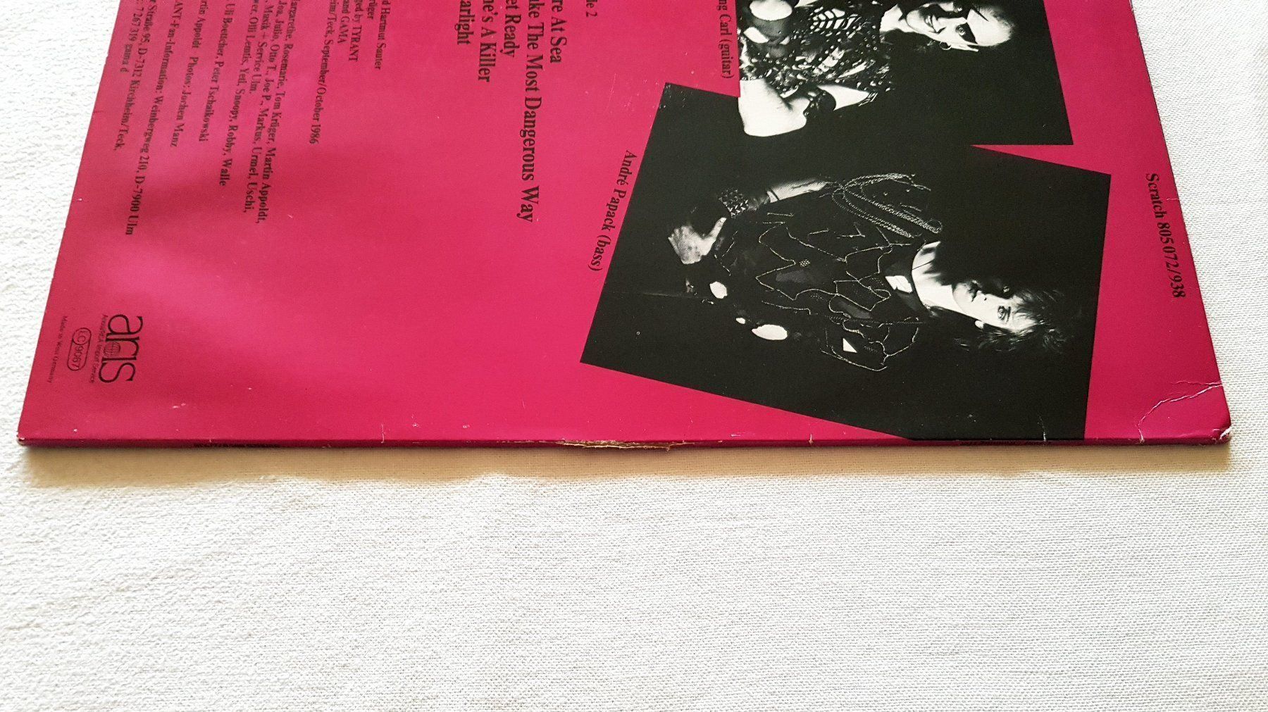 Schallplatten: Tyrant - Running Hot - LP - 1986 - First Press - Scratch Rec – Gebraucht aus Uster von Zardodel 6