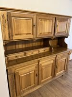 Buffet Schrank Holz mit Schnitzereien guter Zustand