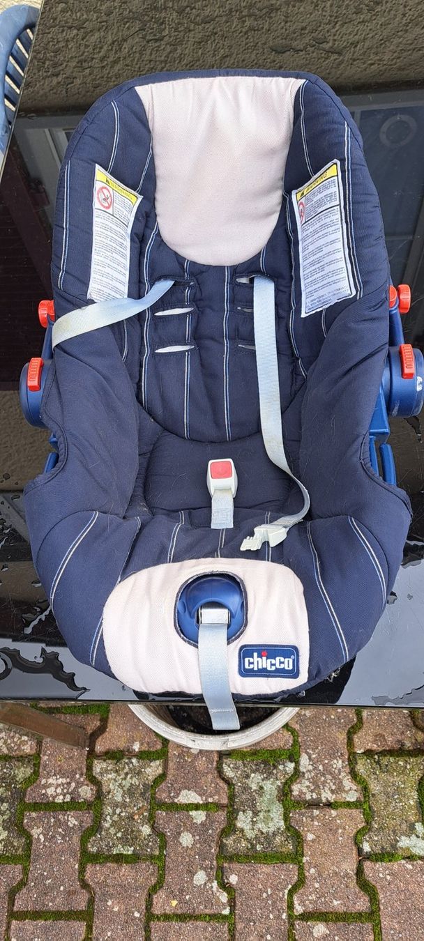 Chicco Seggiolini per auto: Kinderautositz Chicco – Usato da Zofingen venduto da Happypeople 1