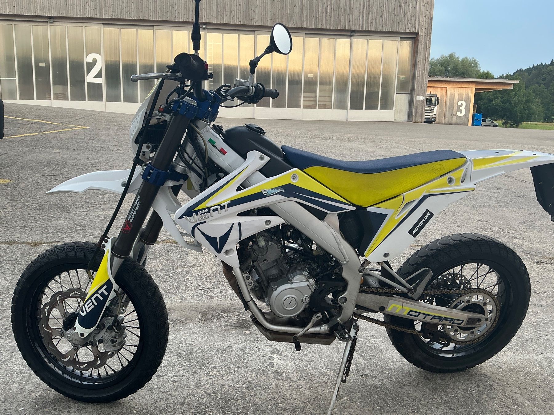 Vent Strada: VENT 125 4TA DERAPAGE RR – Usato da strengelbach venduto da Zoks 5