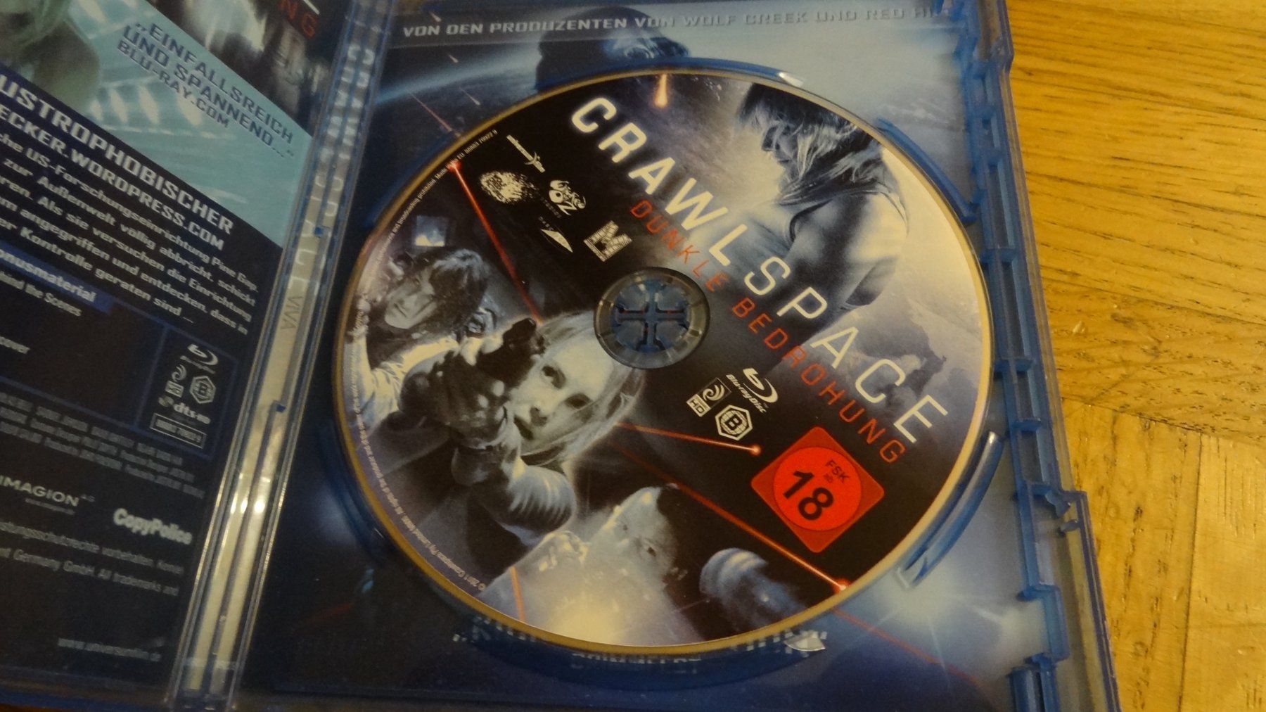 Tutti i DVDs: Crawlspace Crawl Space - Dunkle Bedrohung BLU-RAY – Usato da Olten venduto da Disc-Verkauf 1