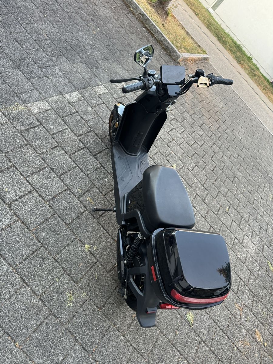 Scooter: Elektroroller schwarz gut erhalten – Usato da Möhlin venduto da mic_k7rm 5