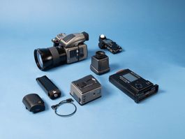 Hasselblad H1 Set (Analog) mit Zubehör & Belichtungsmesser