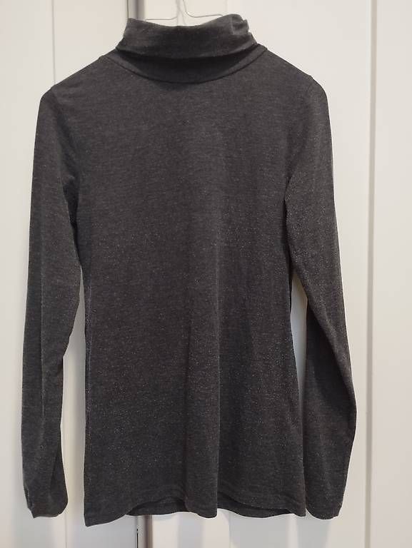 Kleiderpakete: Verschiedene Pullover Grösse S – Gebraucht aus Bern von BoogiewoogieX 2