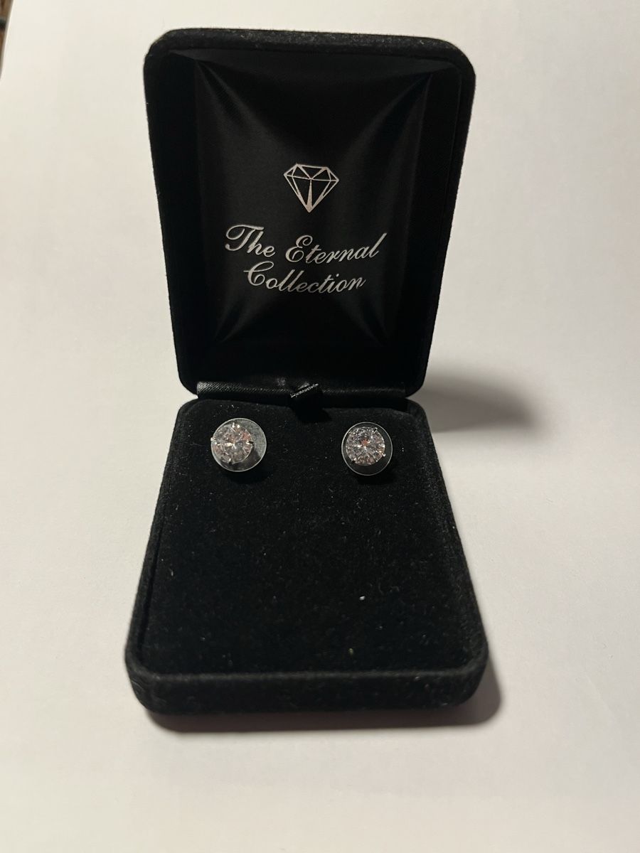 Orecchini pendenti & Orecchini a lobo: Zirkonia Round earings – Usato da Zürich venduto da ali_celi 1