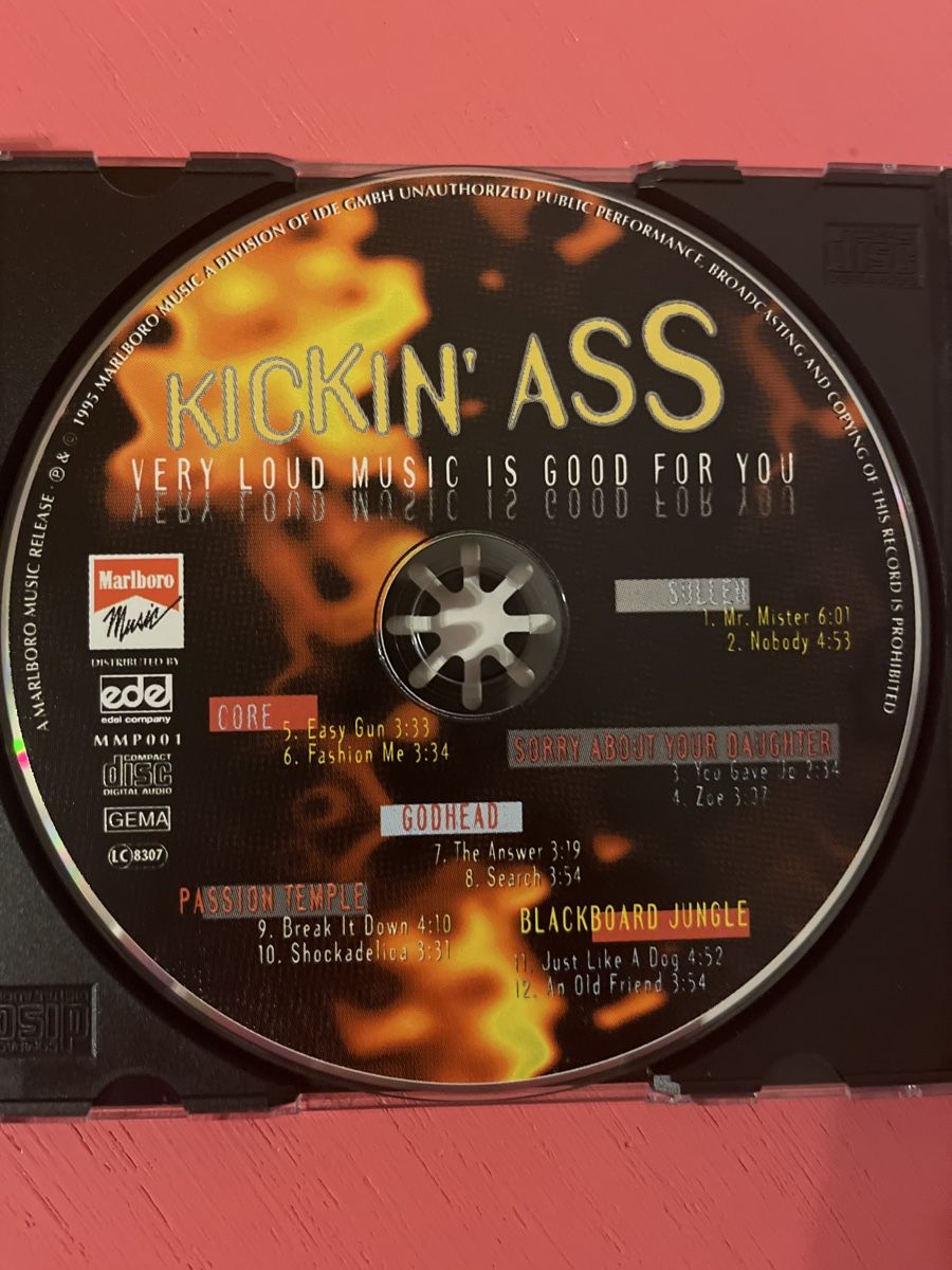 CDs: Various Artists - Kickin‘ Ass – Gebraucht aus Lützelflüh-Goldbach von Deiv4 3