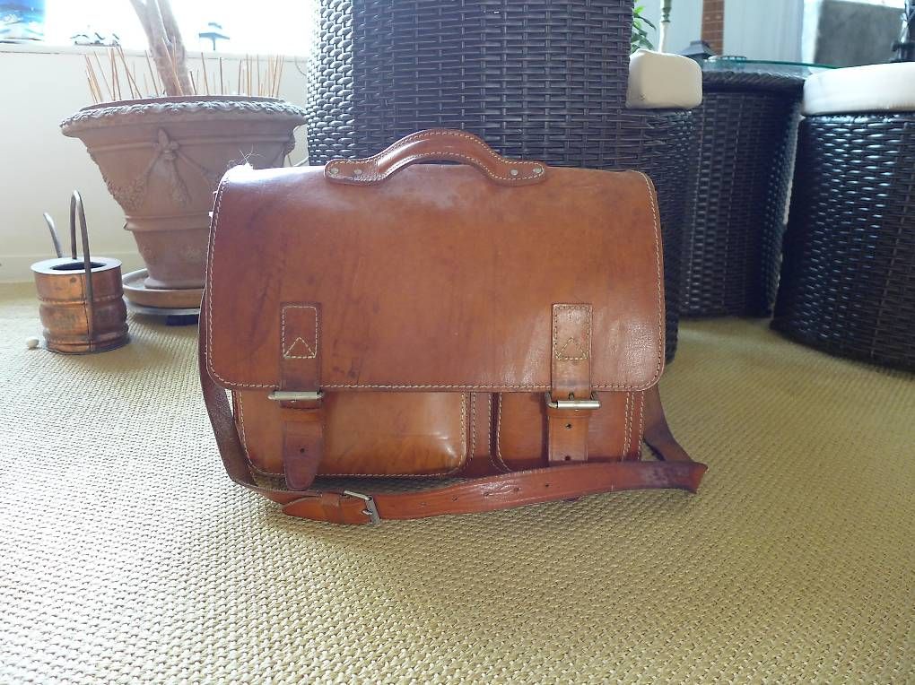 Valigie & Borse: Akten-Leder-Tasche mit vielen Fächern – Usato da Bern venduto da urs_x8c8 1
