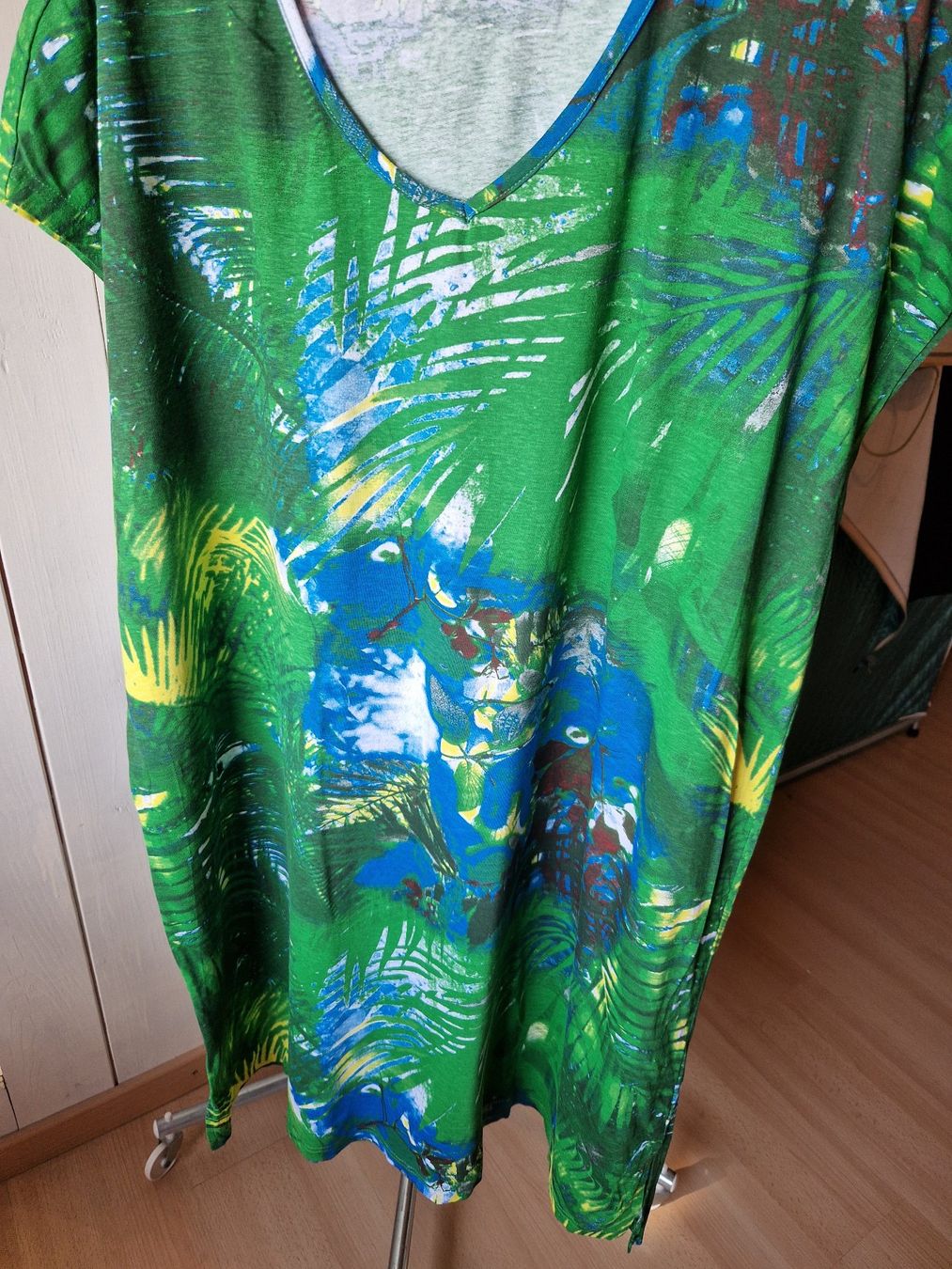Kleider: Kleid Grün, Blau gemustert – Gebraucht aus Niederbipp von Trude04 1