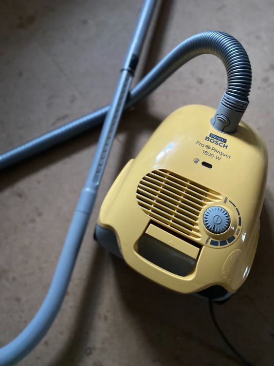 Staubsauger Bosch 1800 W | Kaufen auf Ricardo