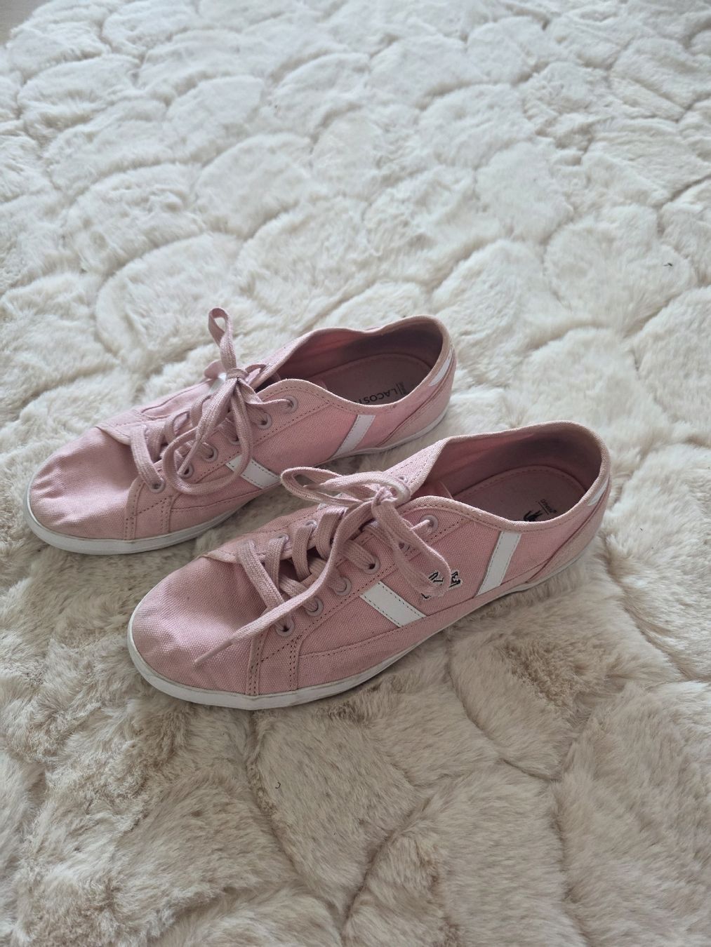 Lacoste Scarpe da donna: Lacoste Damen Turnschuhe rosa Grösse 40, original – Usato da Eggenwil venduto da Schramy