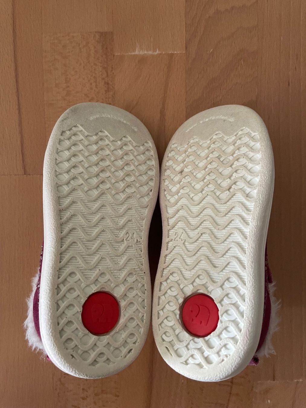 Elefanten Schuhe für Mädchen: Elefanten-Winterschuhe, Grösse 24 – Gebraucht aus Haslen AI von s176 3