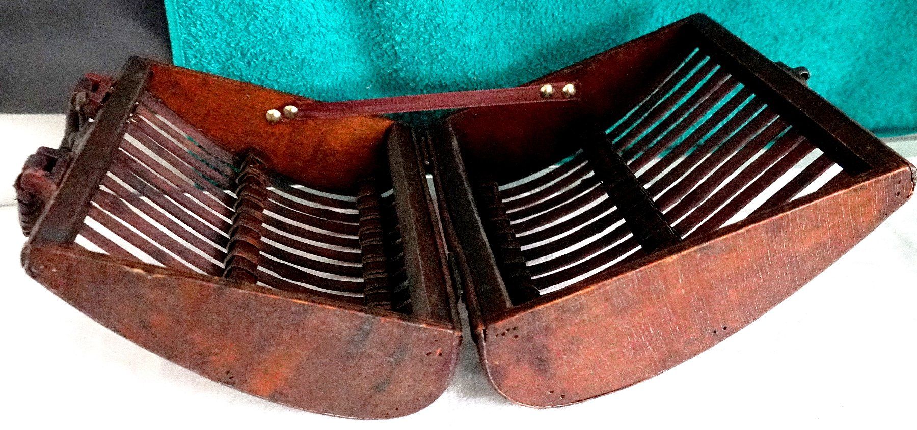 Taschen für Damen: Damen-Handtasche Holz Bambus neu – Gebraucht aus Baar von 2cvbaar 3