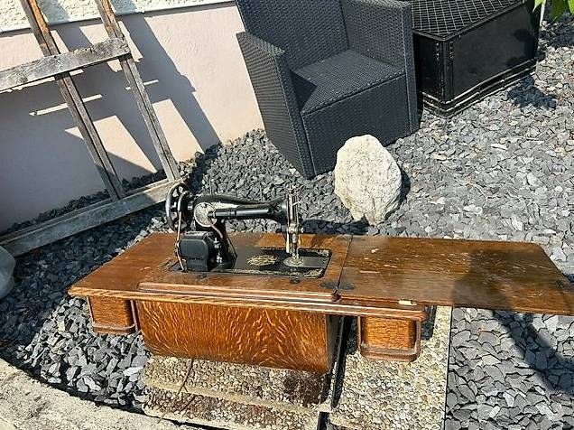 Nähmaschinen: Machine à coudre Singer – Gebraucht aus Chézard-St-Martin von Famille.Richard 1