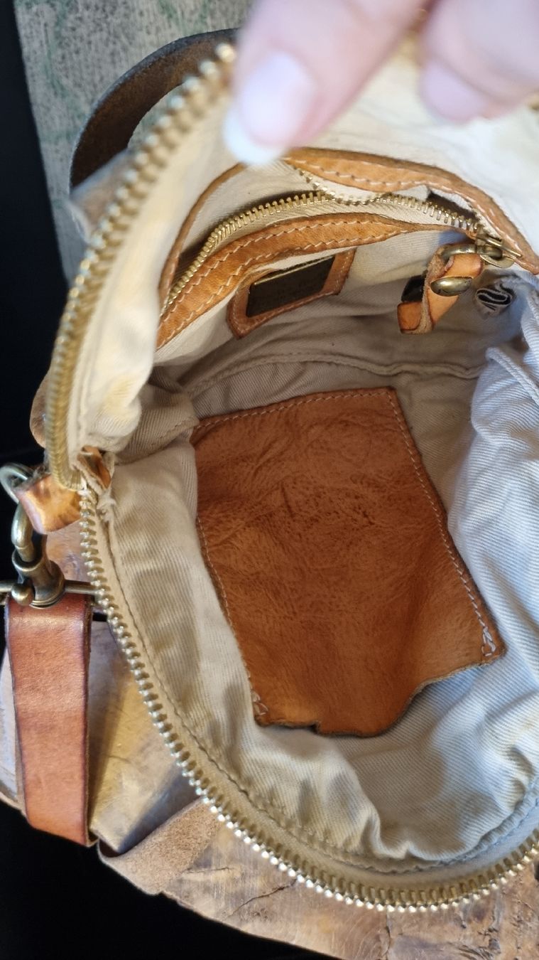 Campomaggi Borse da donna: Schöne Campomaggi Tasche rund  – Usato da Bad Zurzach venduto da Mfritzli 2