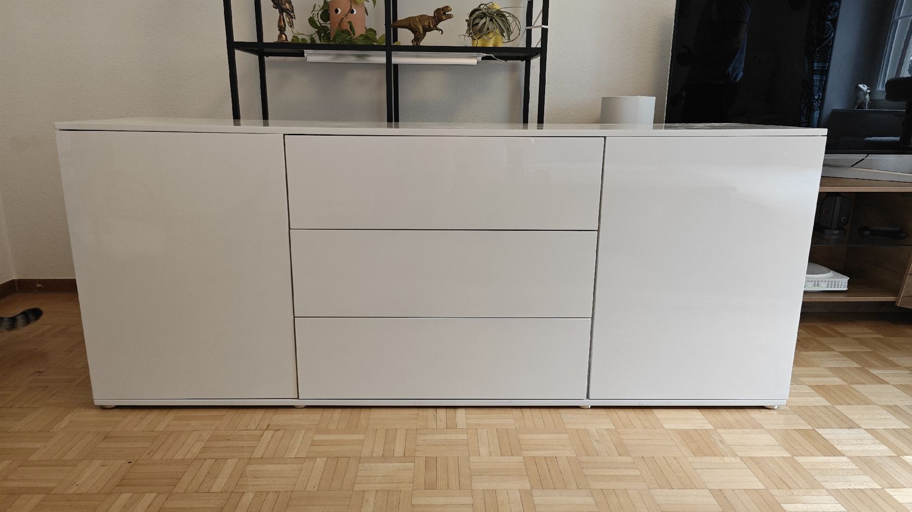 Cassettiere: IKEA BESTA Kommode Sideboard weiss – Usato da Zürich venduto da Reesara