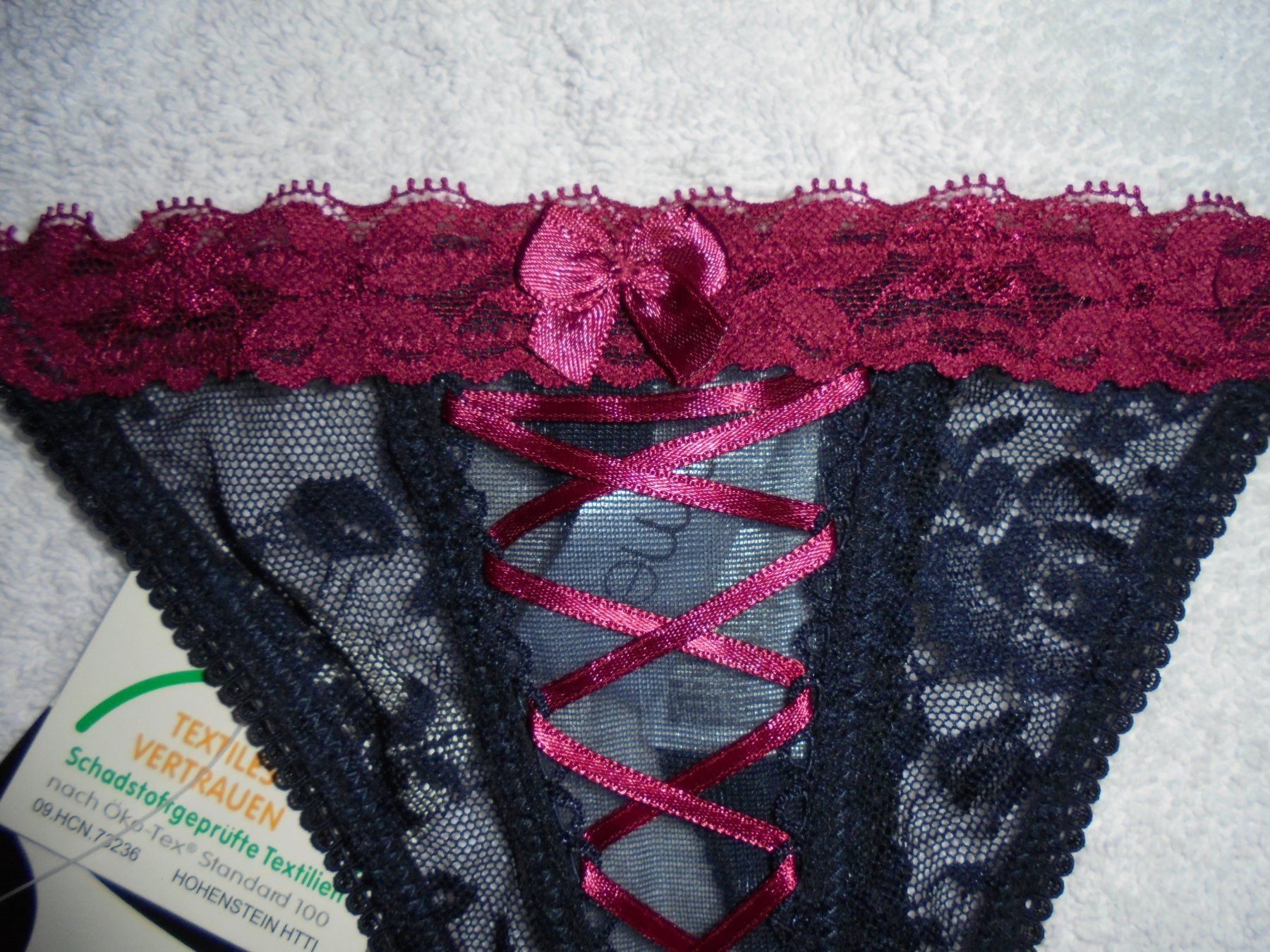 Altra biancheria intima: Neuer String Tanga mit Spitze, Gr. S, dunkelblau/rot – Nuovo (secondo la descrizione) da Aarau Rohr venduto da PinkSchwein 1