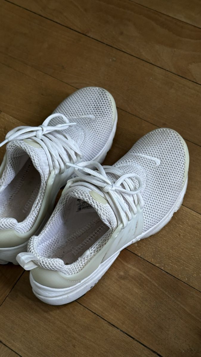 Nike Chaussures femmes: Nike Presto Gr. 40.5 – D'occasion à Biel/Bienne par Retail_Ricardo