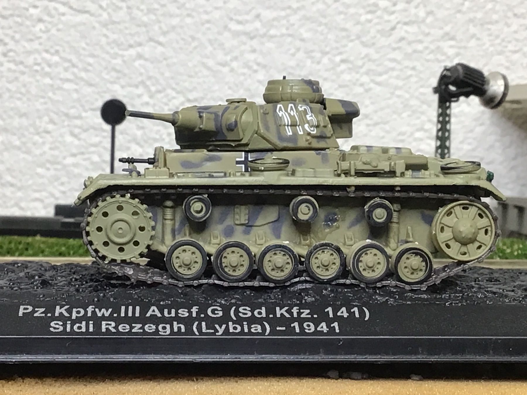 Kit di modellismo & Modellini statici: 1:72 Panzer III Ausf.G mit Vitrine, Modellpanzer – Nuovo e nell'imballaggio originale da Männedorf venduto da Modell-Spezialisten