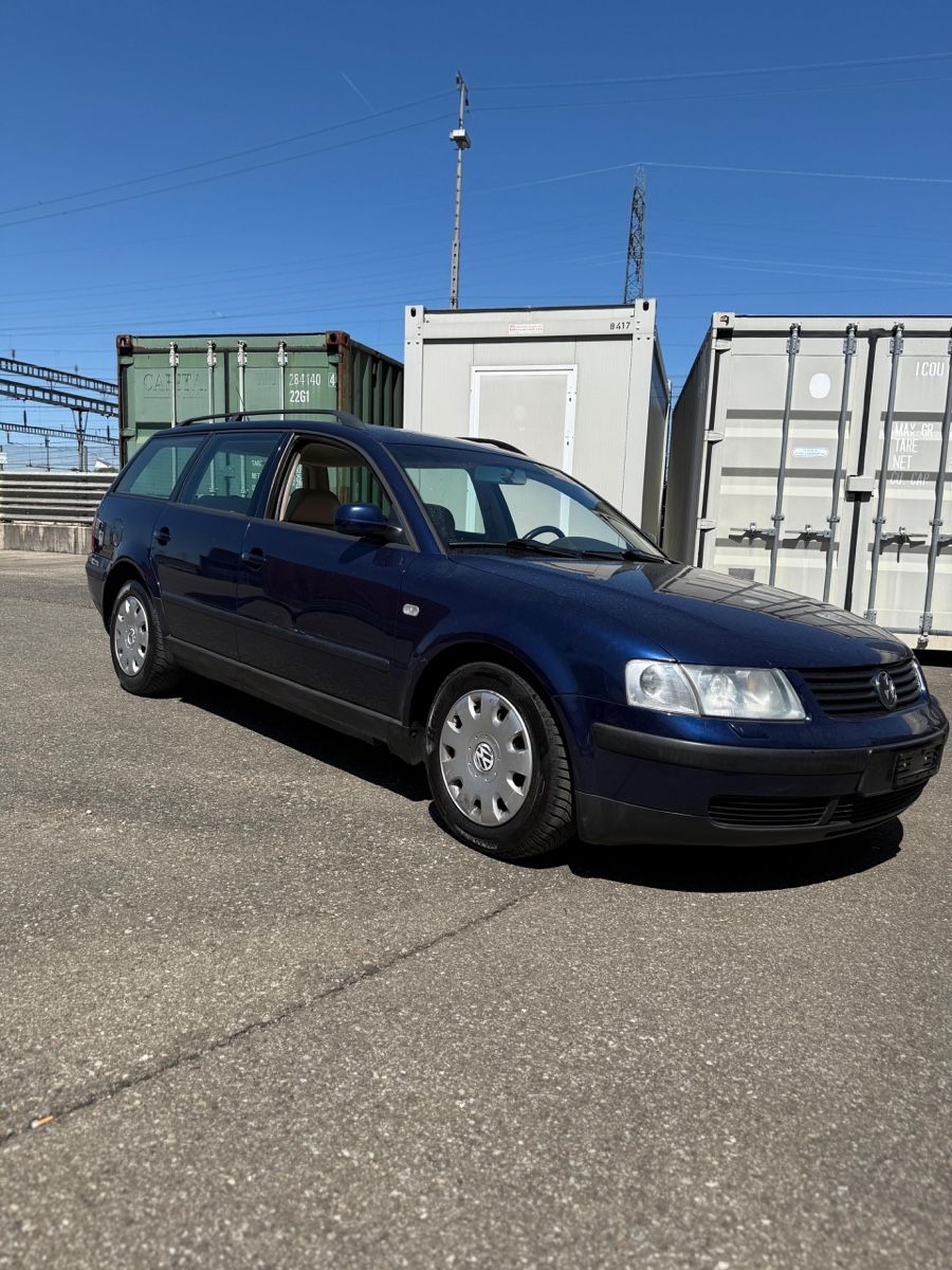 VW Automobili: Vw Passat V5  – Usato da Basel venduto da thi_f2sp 1