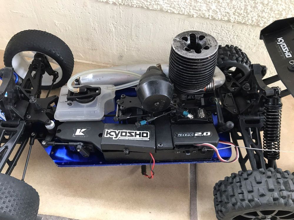 Kyosho dbx hot sale 2.0 nitro