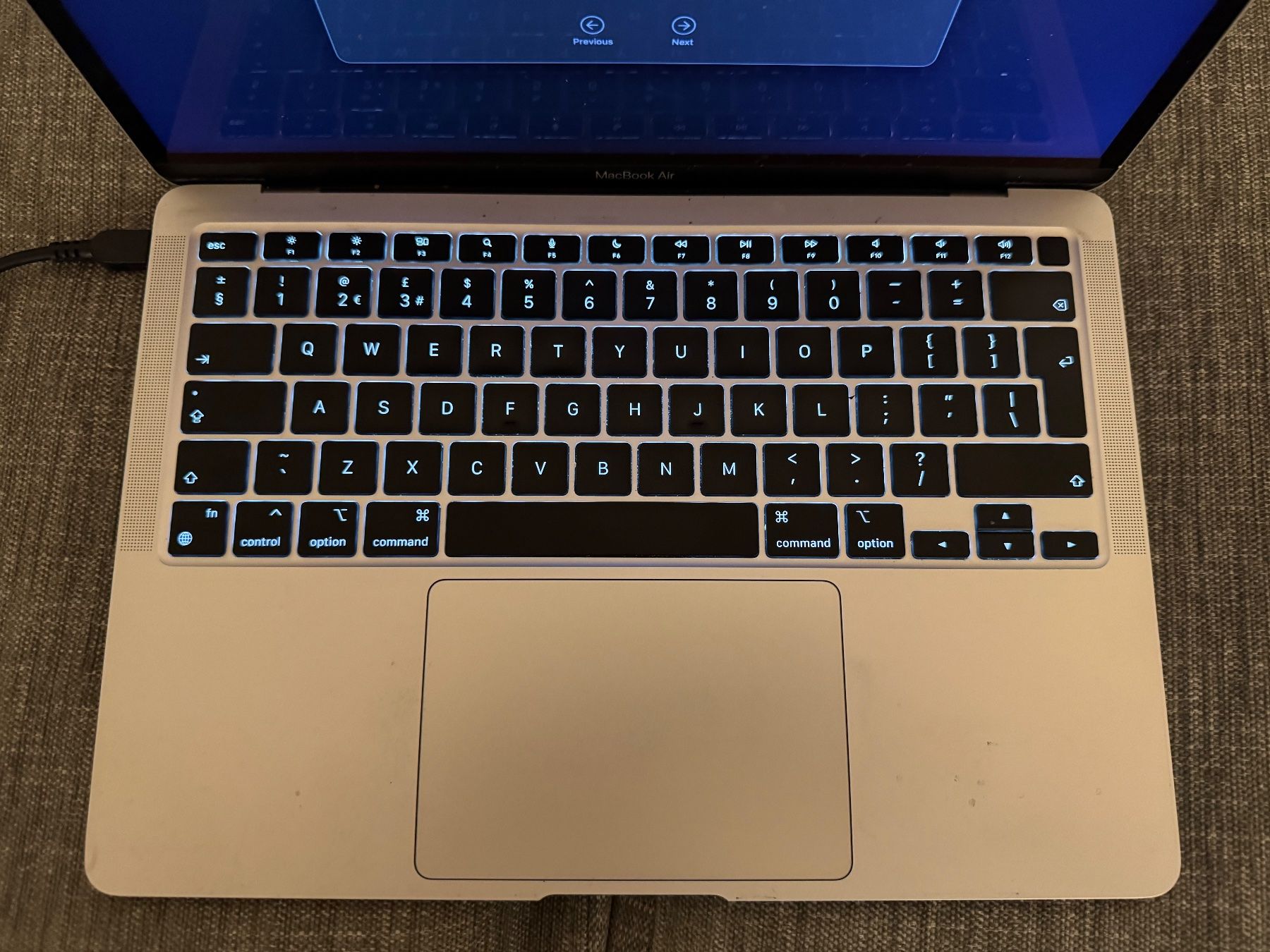 Apple Notebooks: MacBook Air 13 Zoll – Defekt aus Adliswil von Busys 2