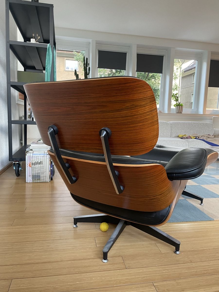 Eames Poltrone: Eames Lounge Chair Replika – Usato da Biel/Bienne venduto da Azrael 3