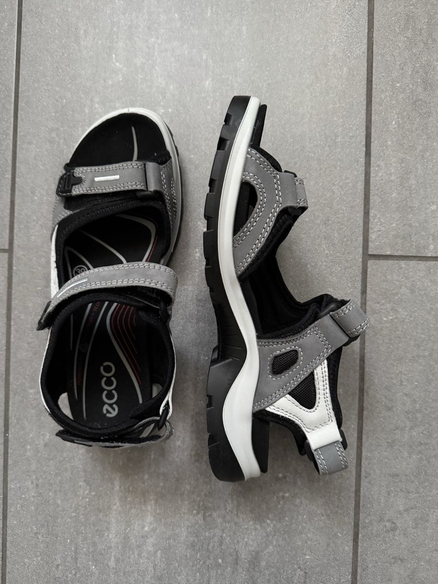 Ecco Scarpe da donna: Trekkingsandale Ecco, grau Damen, Grösse 39 – Nuovo (secondo la descrizione) da Kloten venduto da el.kloten 1