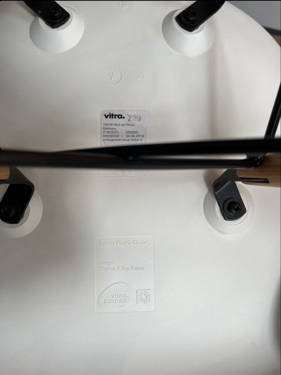 Vitra Chaises: Vitra Eames Plastic Chair – D'occasion à Rietheim par car_86dz 8