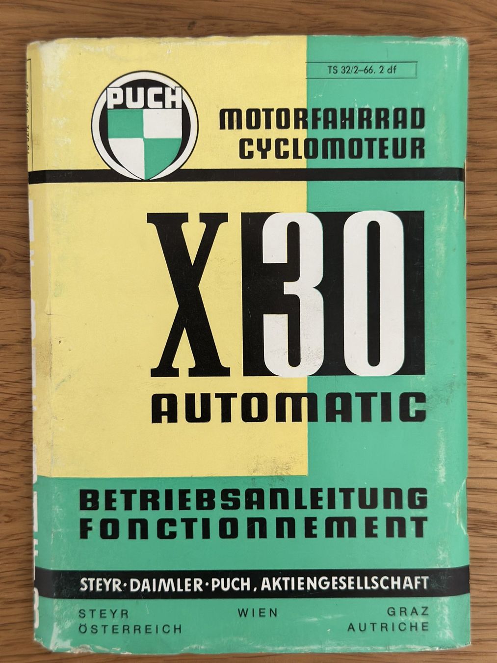 Livres: Puch X30 Automatic Original TS 32/2-66.2 DE/FR – D'occasion à Oberägeri par verwuester