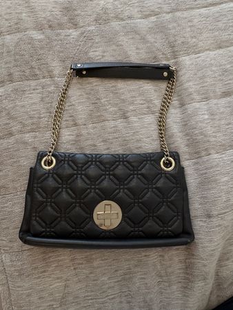 Kate Spade Astor Court Cynthia Leder-Schultertasche – Schwar