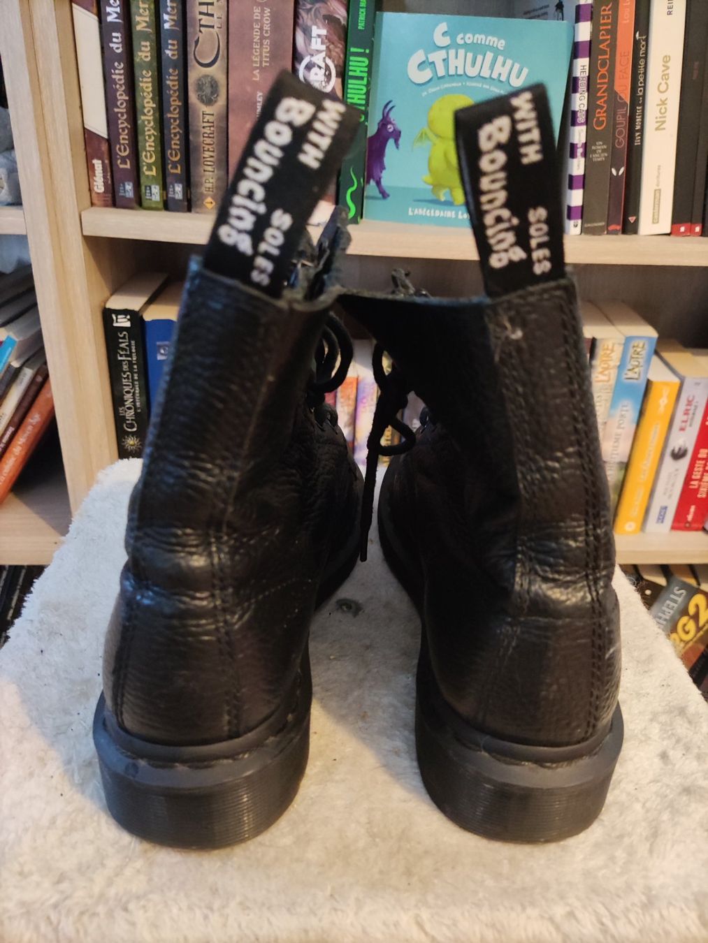 Dr. Martens Scarpe da uomo: Dr. Martens 1460 Pascal Wizip noires Taille 36 – Nuovo (secondo la descrizione) da Grand-Lancy venduto da Morriganne 1