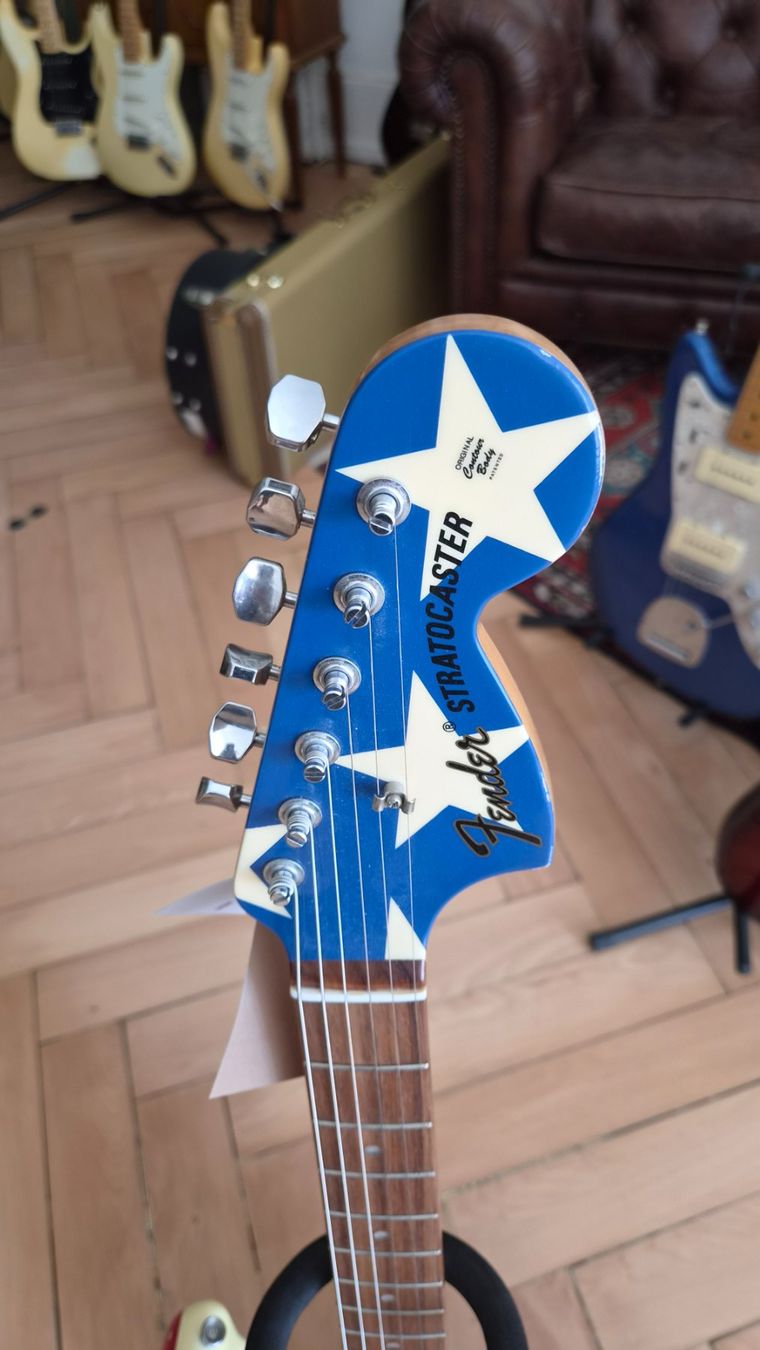 Strumenti musicali: Fender "This Tool Kills Hate" Stratocaster – Usato da pieterlen venduto da AntonelloGuitars 3