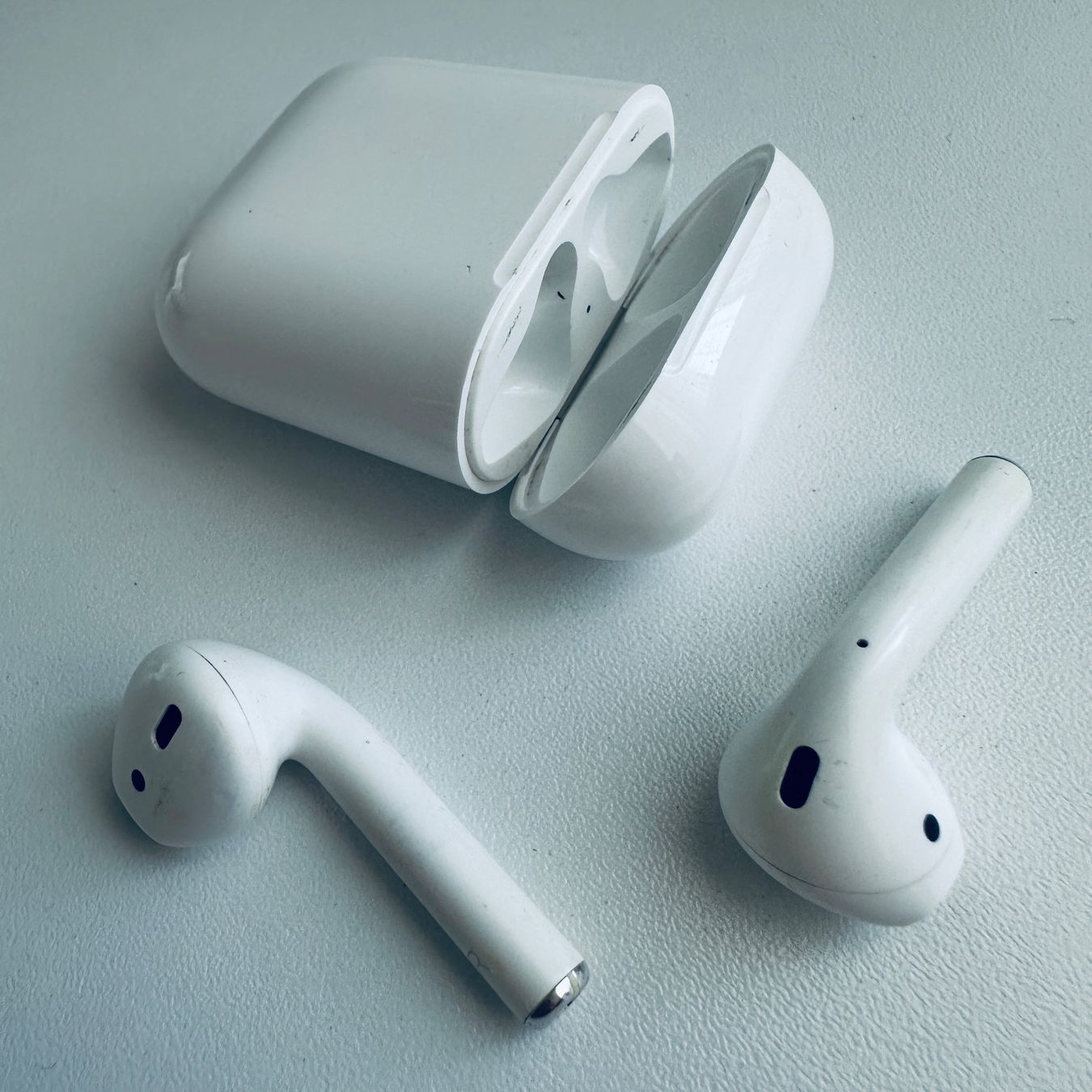 Apple Kopfhörer: Original Apple AirPods 2 Kopfhörer Wireless Lightning Kabel – Gebraucht aus Basel von MY.AIRPODS.SHOP 3