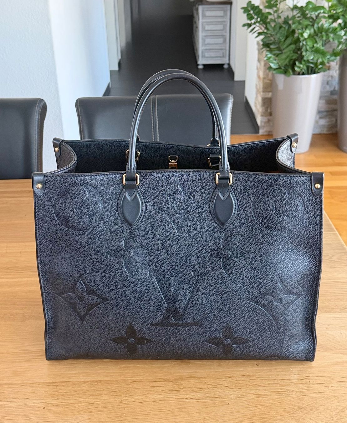 Louis Vuitton Borse da donna: Louis Vuitton OnTHeGo GM – Usato da Reinach AG venduto da RobbisB 6