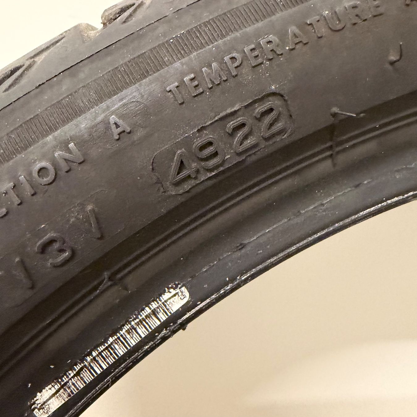 Pneus & Roues: BRIDGESTONE TURANZA 225/40R19 DOT49/22 – D'occasion à Dussnang par Struga44 3