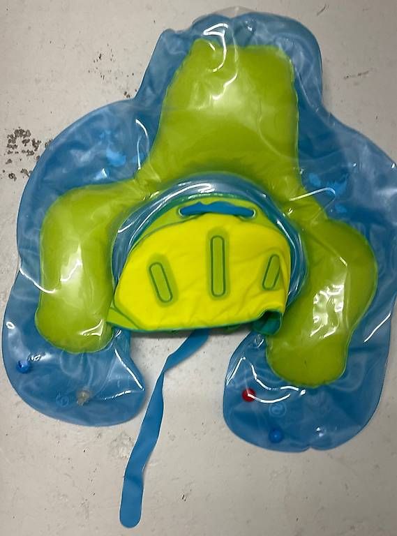 Schwimmringe: Swimbobo Babyschwimmring – Gebraucht aus Ennetbaden von ism_hcp6