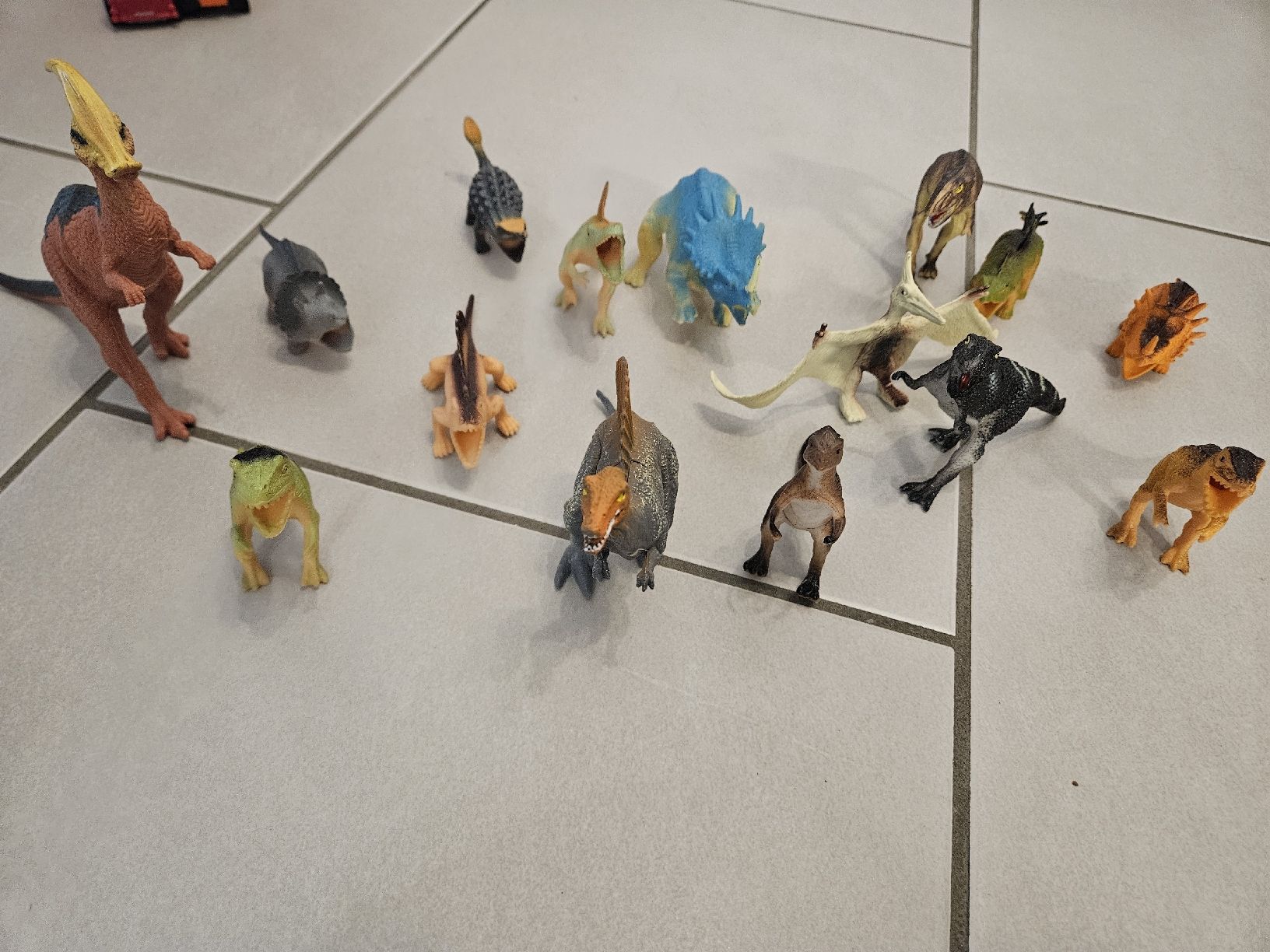 Jouets: Dinos – D'occasion à Dietikon par angela.cocco