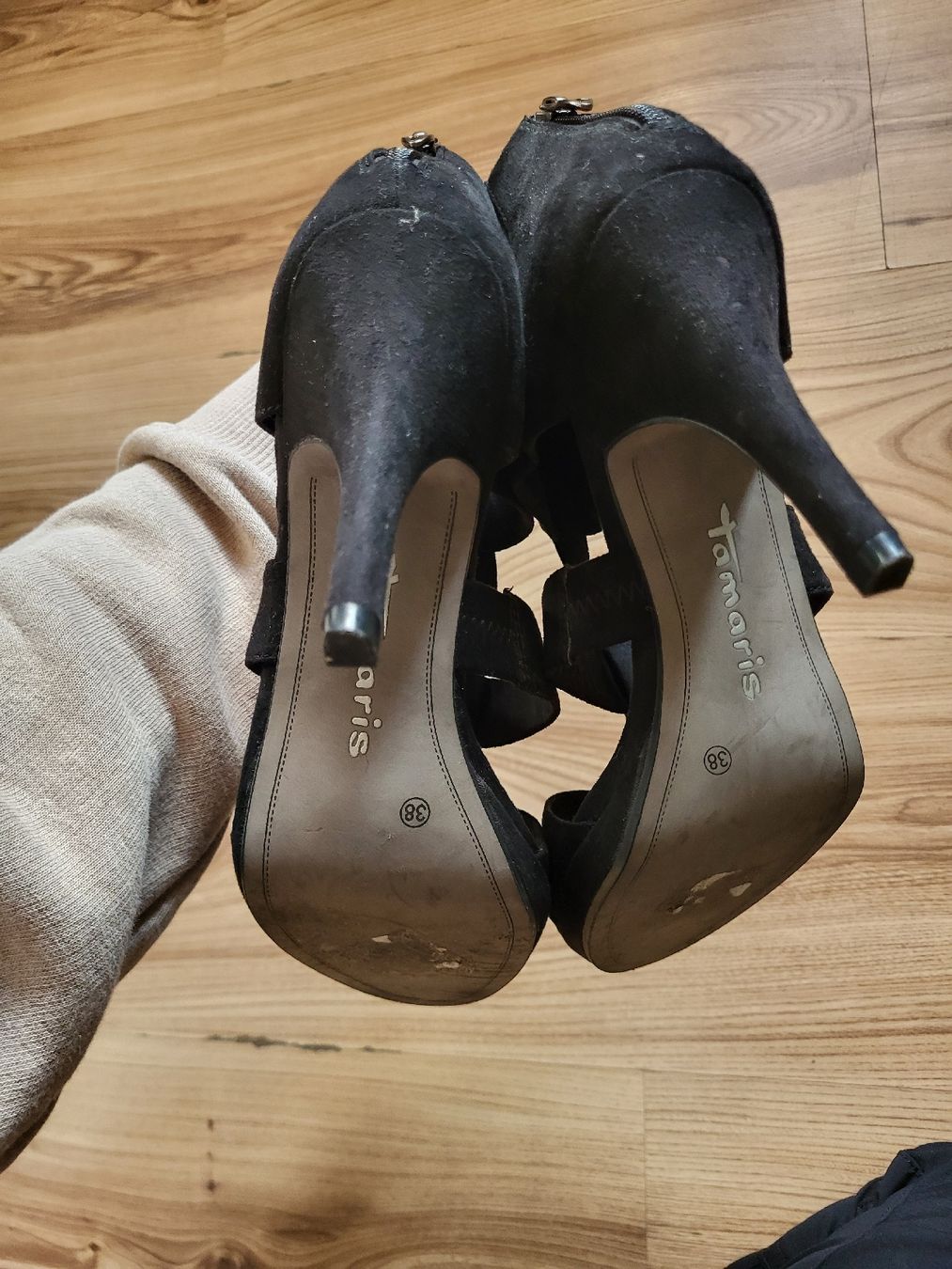 Scarpe da donna: Pumps – Usato da Schüpbach venduto da Mik_dv55 1