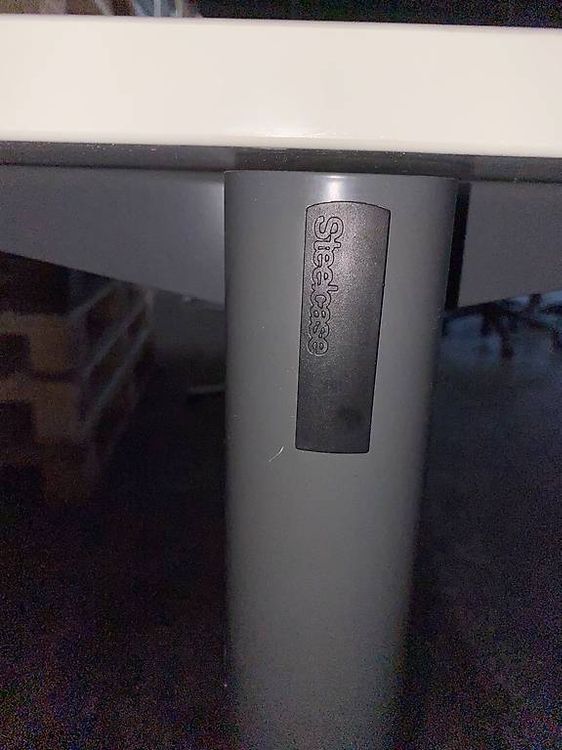 Scrivanie: Bürotisch Steelcase – Usato da Sulgen venduto da Rayru90 2