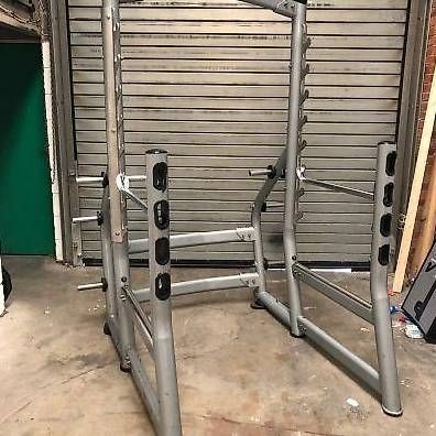 Hometrainer: Matrix Squat Rack / Power Rack / Power Cage / Multi Rack – Usato da Muri b. Bern venduto da RESALEO 2
