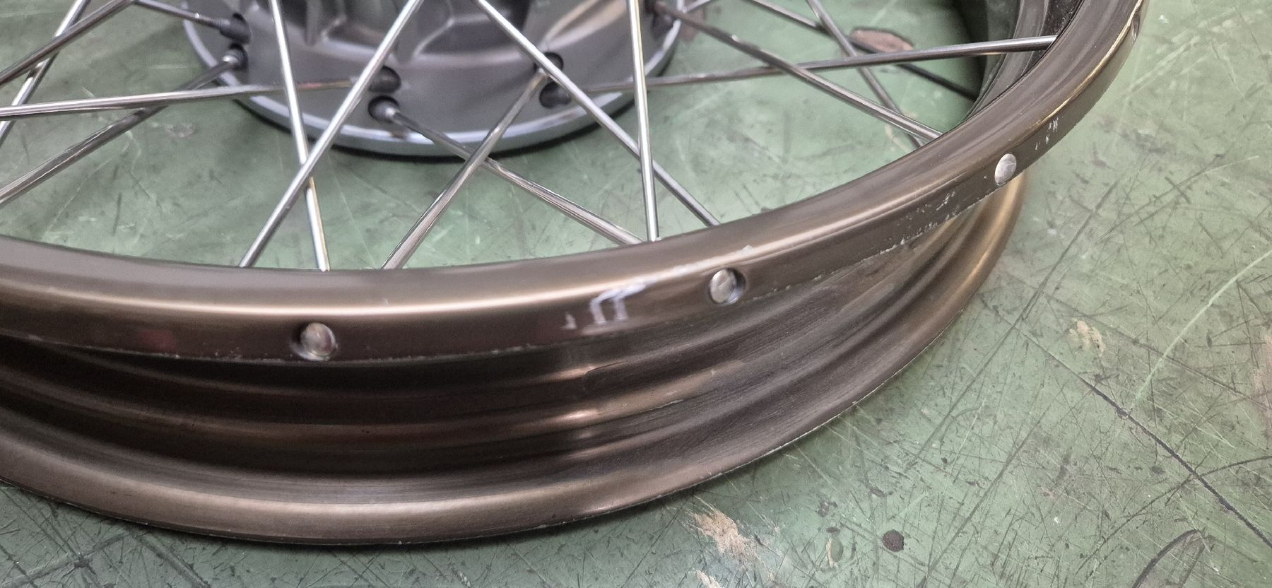 Pneumatici & Ruote complete: BMW R 1200 GS HP2 Hinterrad – Usato da Mülligen venduto da Hurum 5
