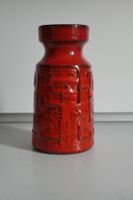 Rote Vase von Bodo Mans