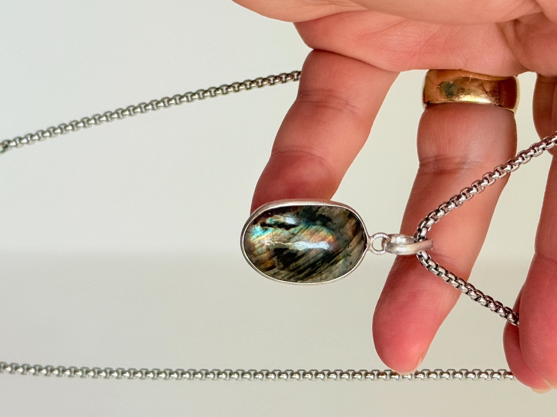 Colliers: Labradorite necklace – Neuf avec emballage d'origine à Genève par AGBERG 6
